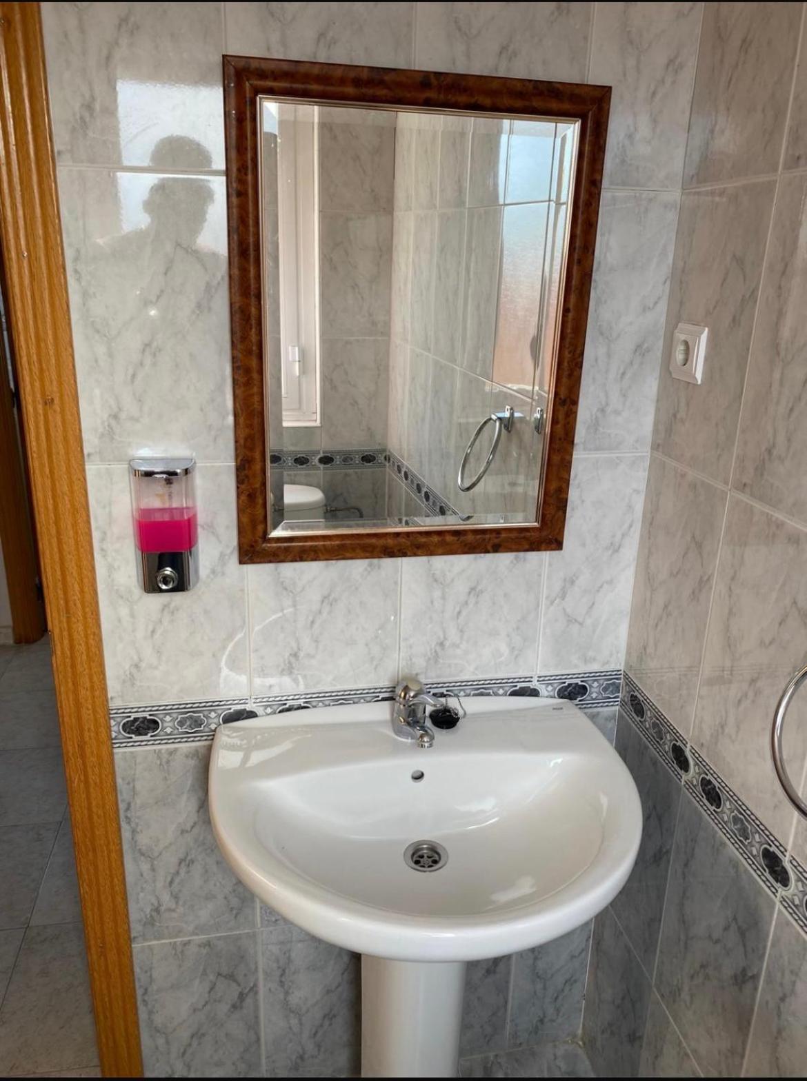 La Casa De Reyes - Wifi Gratis Apartment Leon Exterior photo